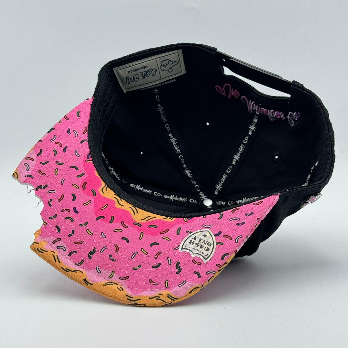 GORRA CASH ONLY - THR MUNCHIES BLACK