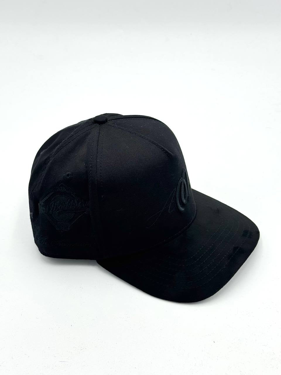 GORRA EL TIROS CAPS - AMG ALL BLACK