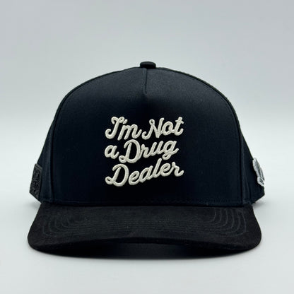 GORRA CASH ONLY - IM NOT A DRUG DEALER IN BLACK & WHITE