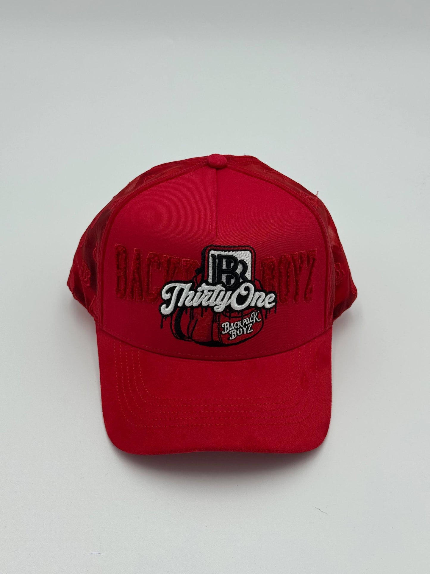 31 HATS - LA MOCHILA