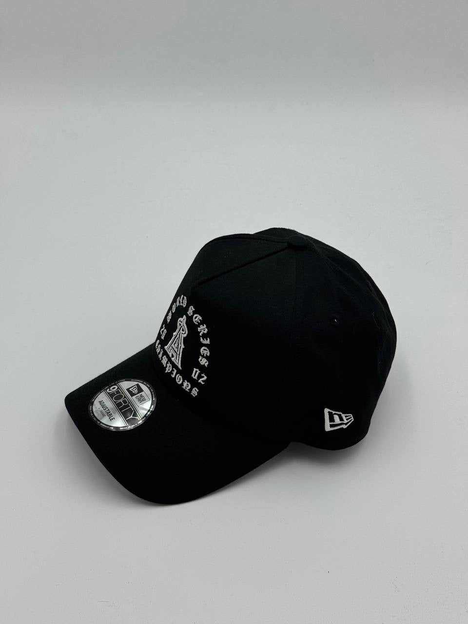 GORRA NEW ERA - ANAHEIM ANGELES “GOTHIC ARCH 2.0” 9FORTY