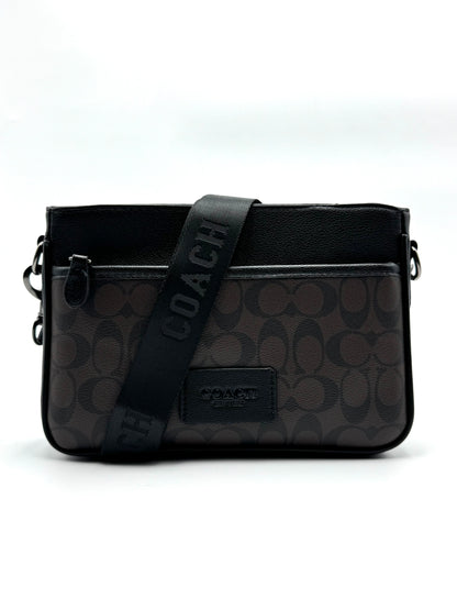 Bandolera Coach District – Cafe Oscuro