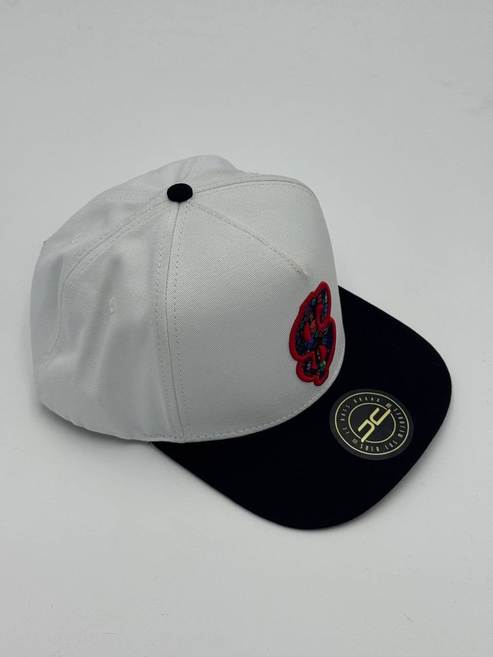 GORRA JC HATS - CASH WHITE