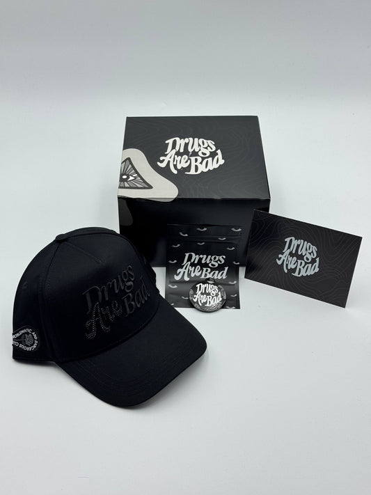GORRA PROBLEMATIC - DRUGS ARE BAD BLACK FULL SET