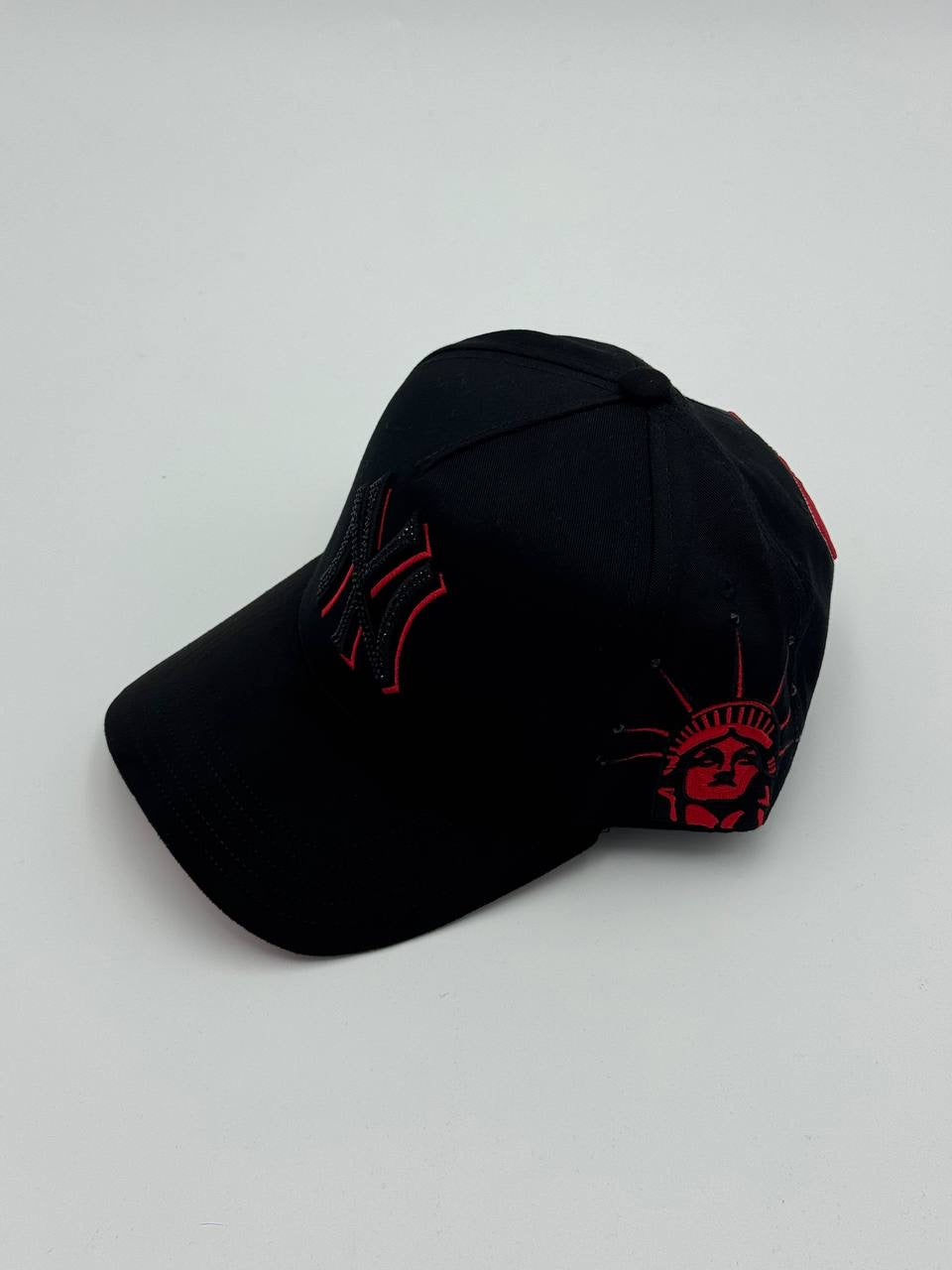 GORRA BIGG BOSS - NY RED BLACK