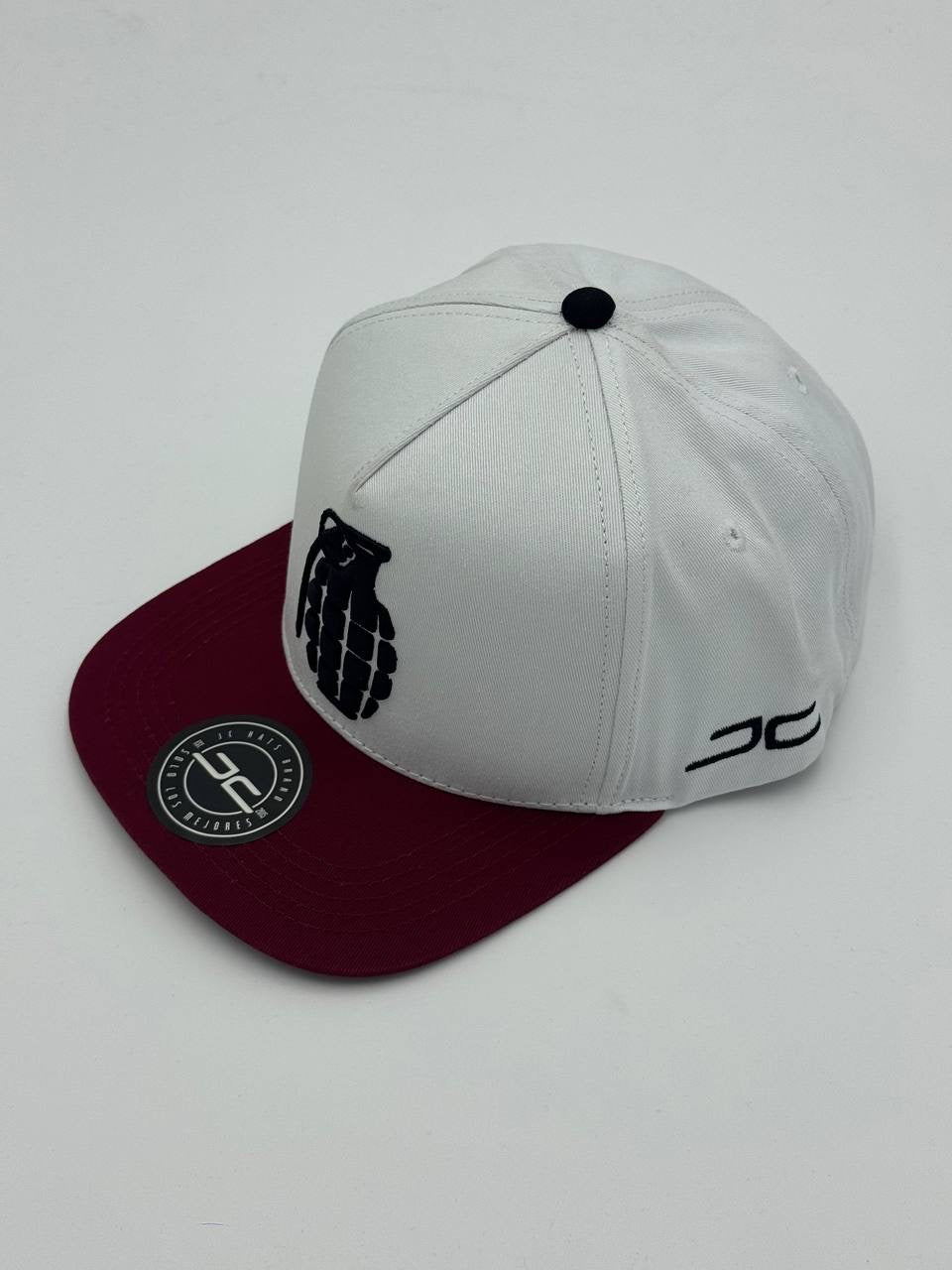 GORRA JC HATS - GRANADA WHITE/BURGUNDY