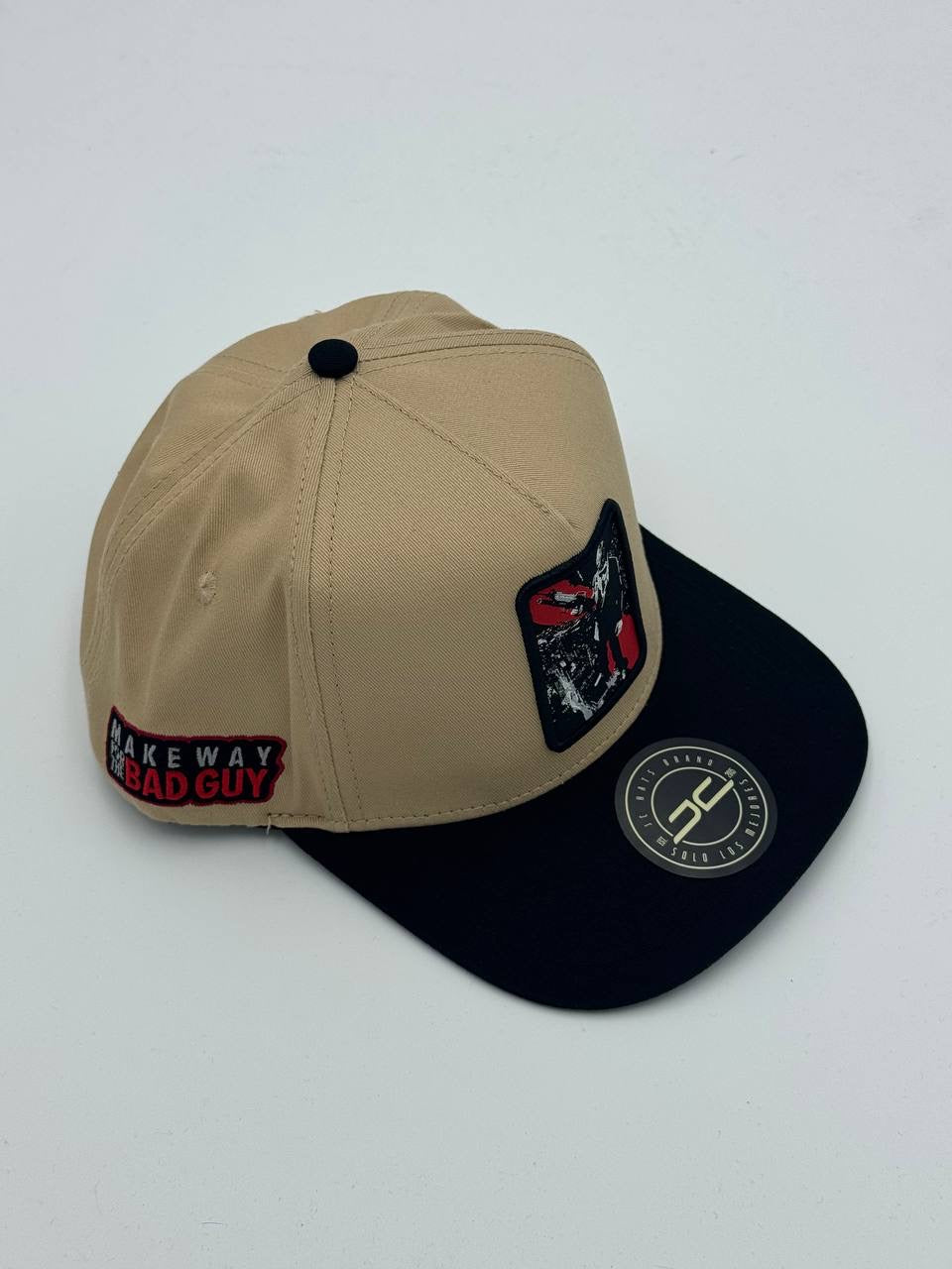 GORRA JC HATS - BAD GUY BEIGE