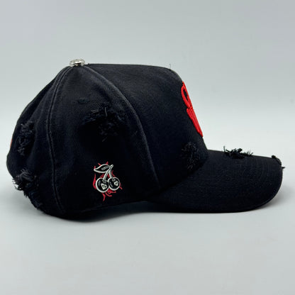 GORRA CASH ONLY - DENIM BLACK/RED (CURVA)