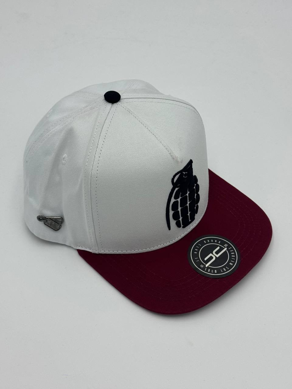 GORRA JC HATS - GRANADA WHITE/BURGUNDY