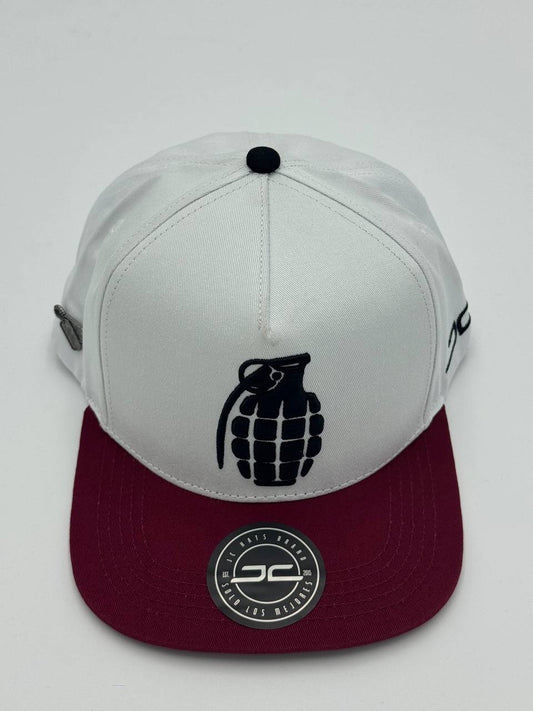 GORRA JC HATS - GRANADA WHITE/BURGUNDY